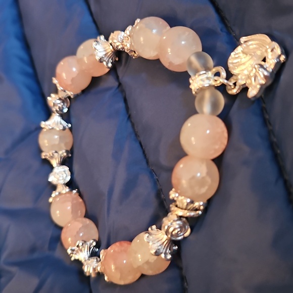 Elegant Silver and Pink Beaded Cat Charm Bracelet, NWOT! - Picture 3 of 6